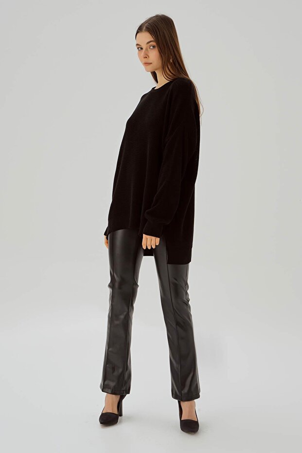 2210 موديل سترة سوداء بفتحة رقبة دائرية - 2