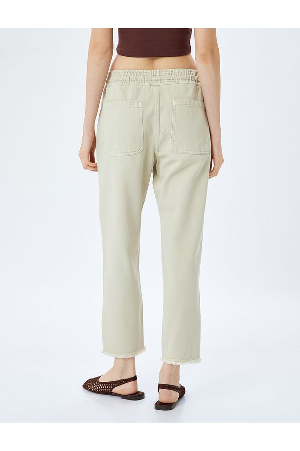 Cep Detaylı Beli Bağcıklı Düz Paça Chino Pantolon - 4