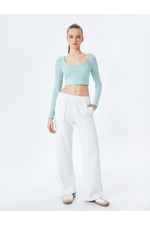 Long Sleeve Crop U-Neck Sports T-Shirt with Back Detail