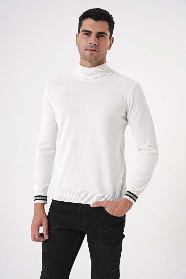 Men's Ecru Turtleneck Thin Knitwear Sweater 20w154