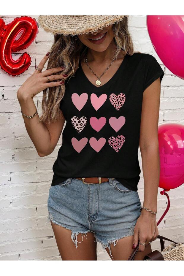 Women's Heart Printed V-Neck Loose Oversize T-Shirt