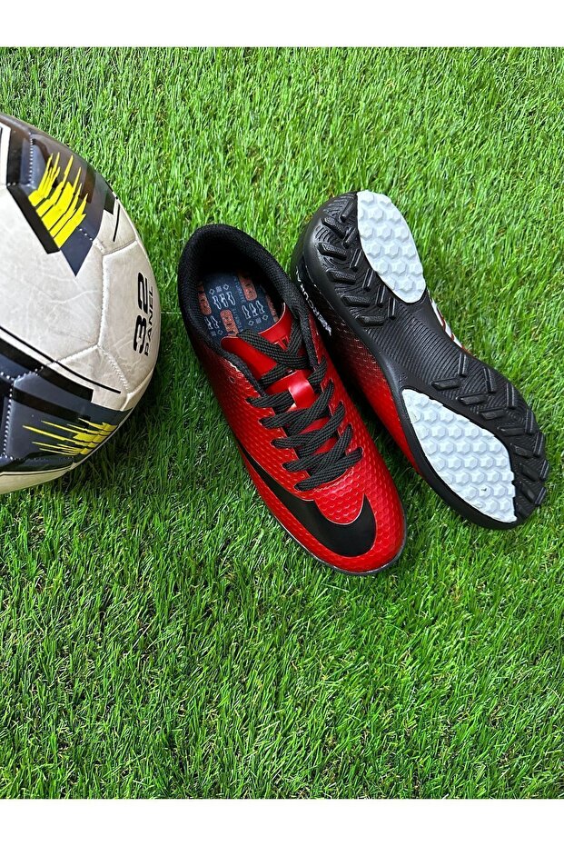 RUNSTEP Halı Saha Futbol Ayakkabısı