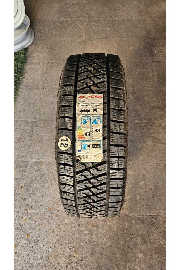 235/65R16C - 1