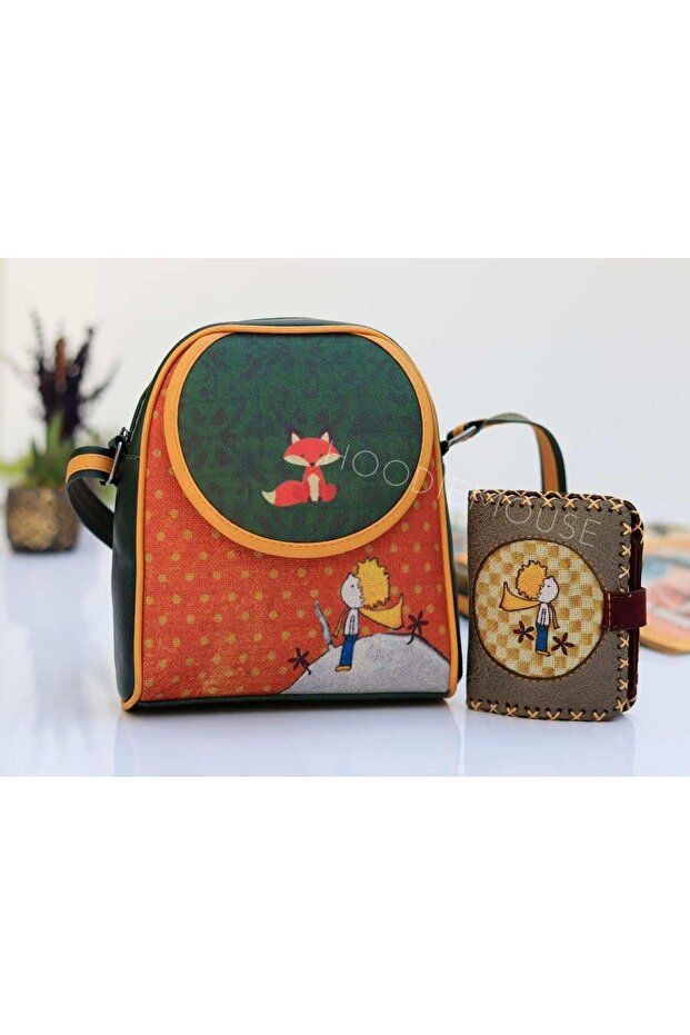 Little Prince Figured Small Messenger Bag Green and Small Wallet Green Combination