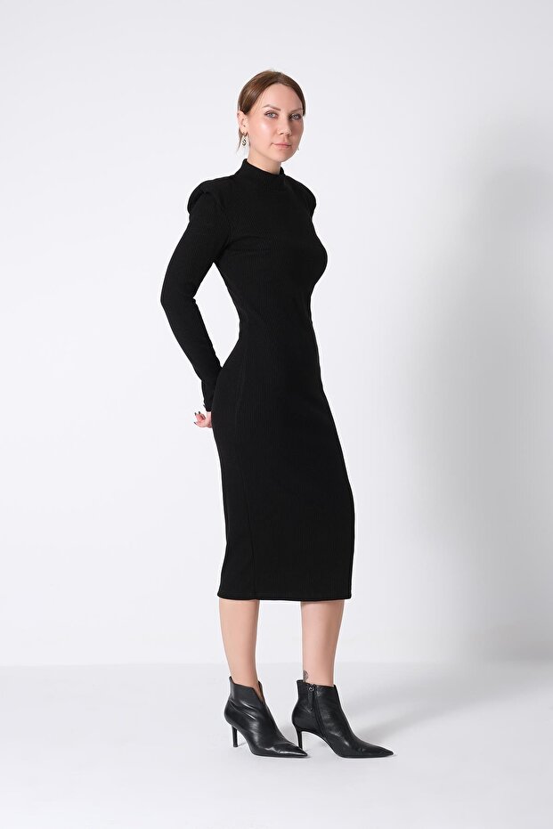 Boğazlı Triko Elbise - 3