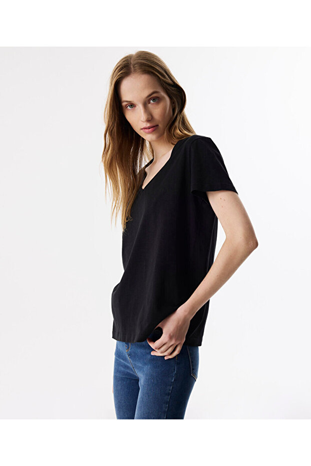 V YAKA BASIC TİŞÖRT - 2