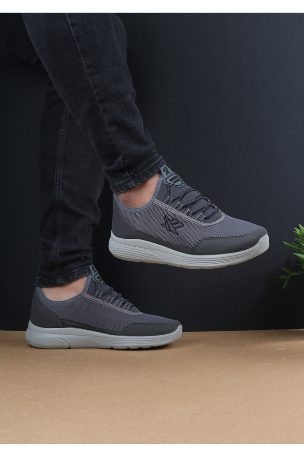 Oxi Lipon Men's Laceless Sports Shoes are Light and Comfortable, Suitable for Daily Use