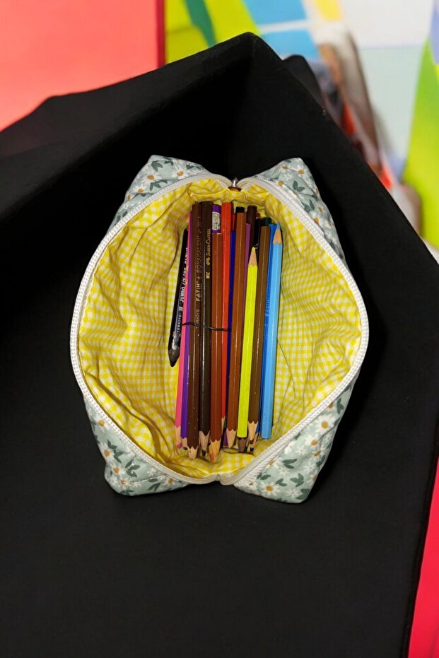 ديزي منقوشة، حقيبة مكياج، حجم متوسط - 2