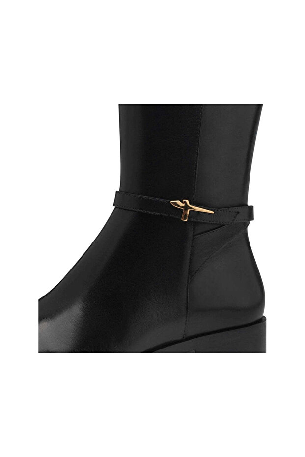 Black Boots Womens Shoes - 5