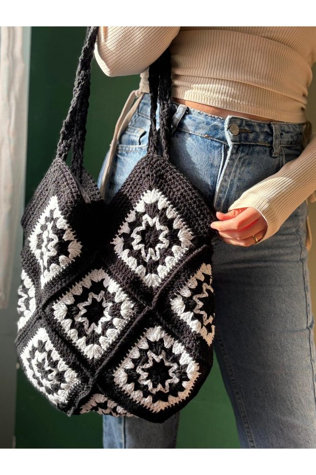 Hand Knitted Bag/ Motif Bag/ Knitted Bag/ Shoulder Bag