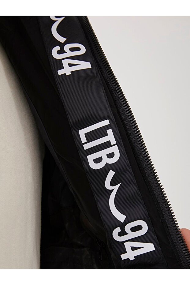 Şişme Siyah Mont - 5