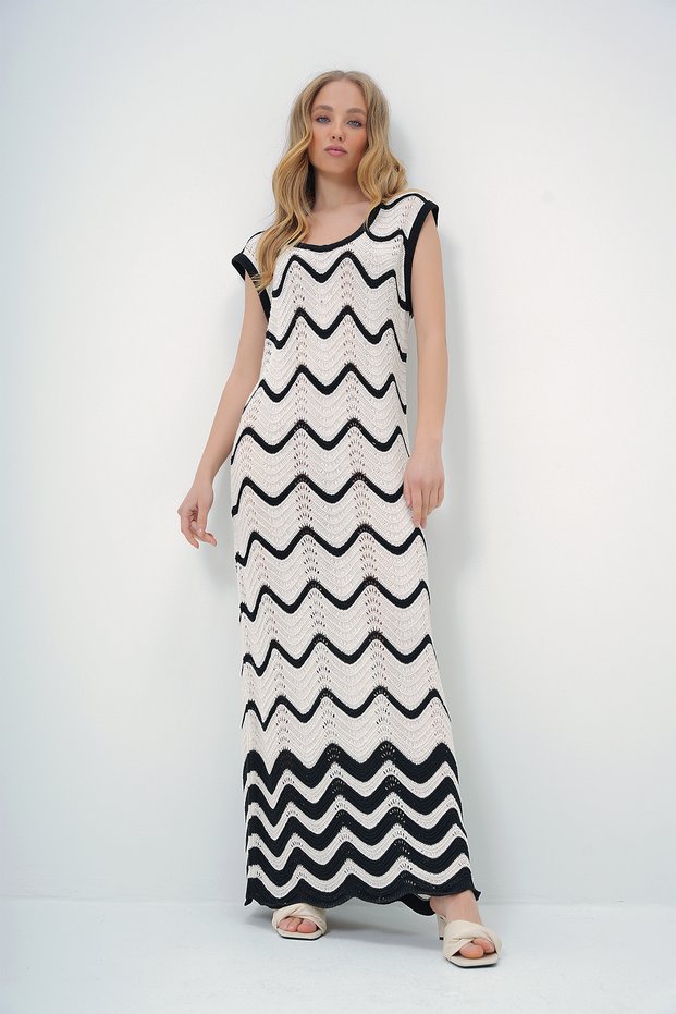 Women's Ecru Black Crew Neck Color Garnished Maxi Length Summer Knitwear Dress Alc-X13621