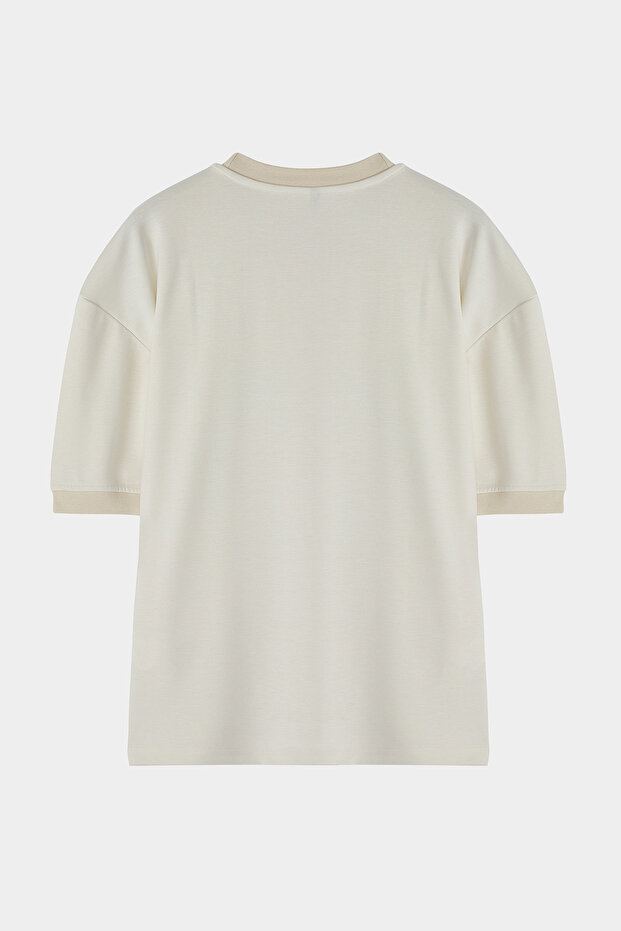 Ekru Boxy Fit/Kare Kesim Yumuşak Doku İnterlok Kumaş T-Shirt TMNSS25TS00078 - 10