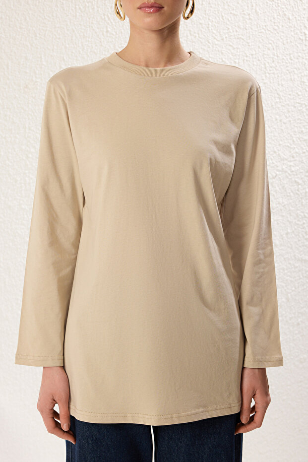 Ten Bej Uzun Kollu Yırtmaç Detaylı Ekstra Geniş Oversize Örme T-Shirt TCTSS25RT00000 - 3