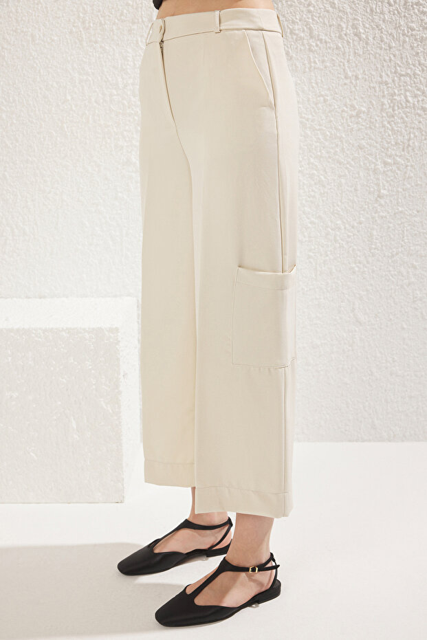 Ekru Yanları Cep Detaylı Yüksek Bel Wide Leg/Geniş Paça Dokuma Pantolon TWOSS25PL00069 - 4