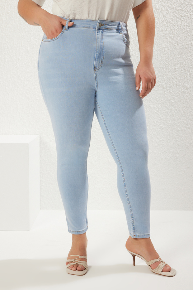 Açık Mavi Yüksek Bel Esnek Büyük Beden Skinny Jeans TBBAW23JE00003 - 3