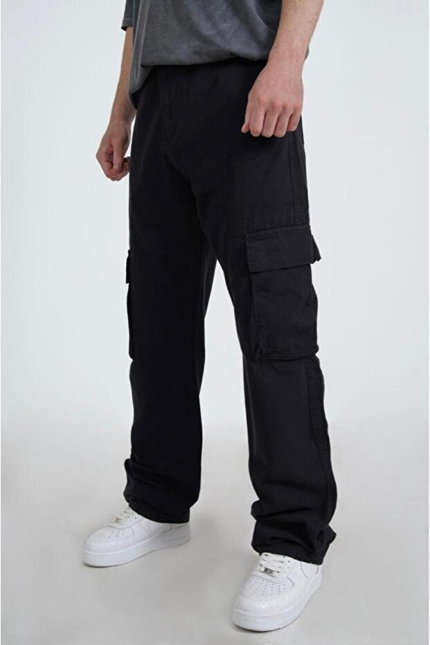 Cargo Pocket Baggy Pants