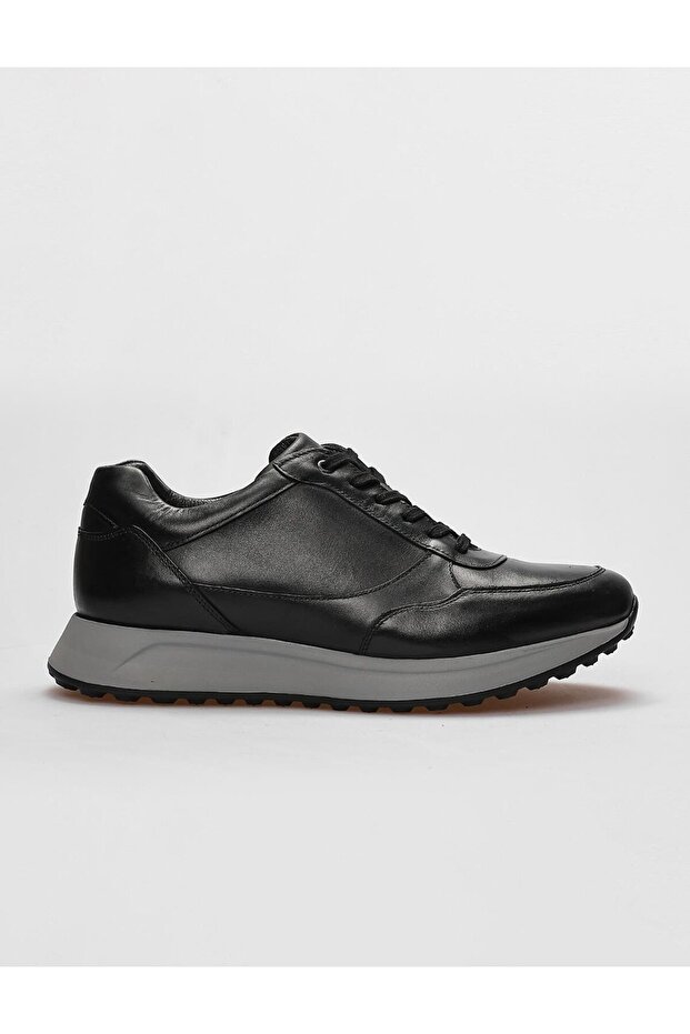Genuine Leather Black Lace-Up Men's Sports Shoes