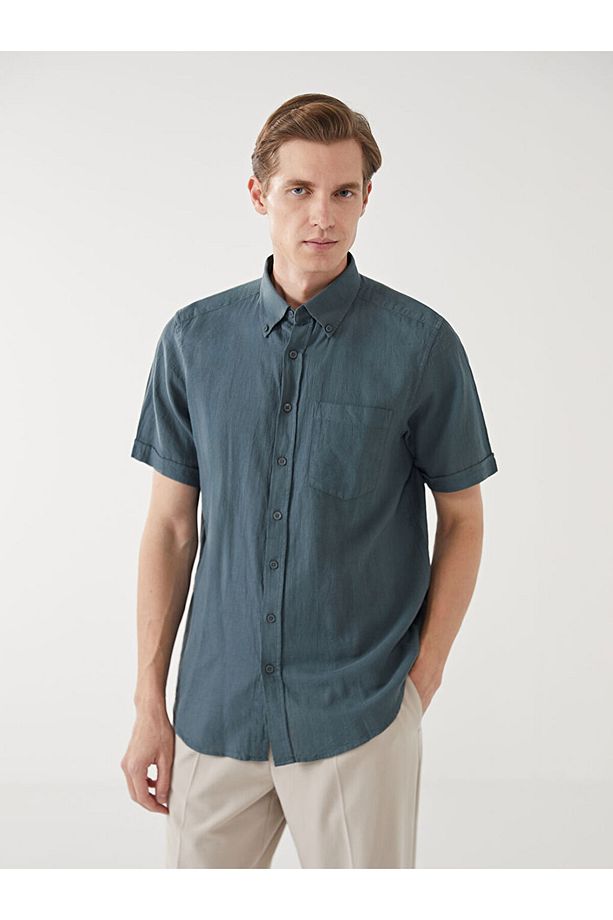 LCWAIKIKI Classic Regular Fit Kısa Kollu Poplin Erkek Gömlek - 1