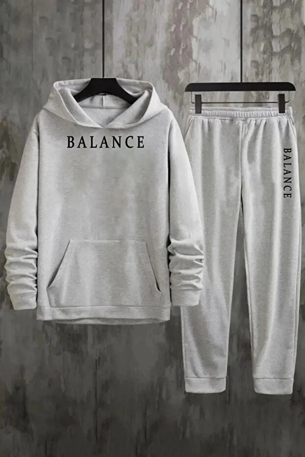 طقم سويت شيرت بغطاء للرأس مطبوع من BALANCE