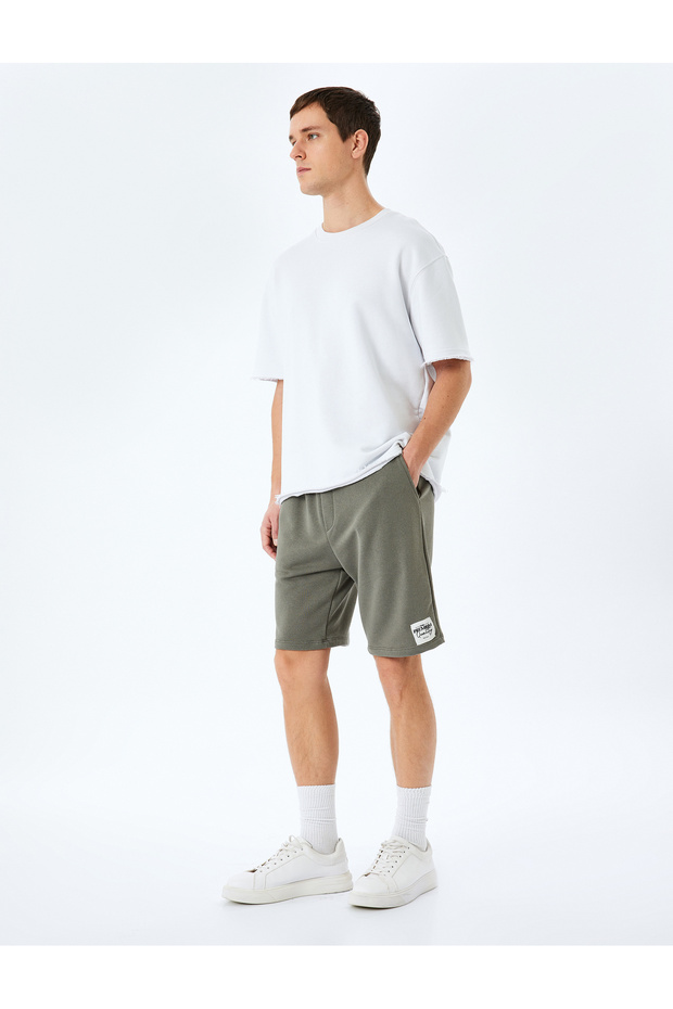 Cotton Blended Waist Lace up Shorts with Pocket Label Detail