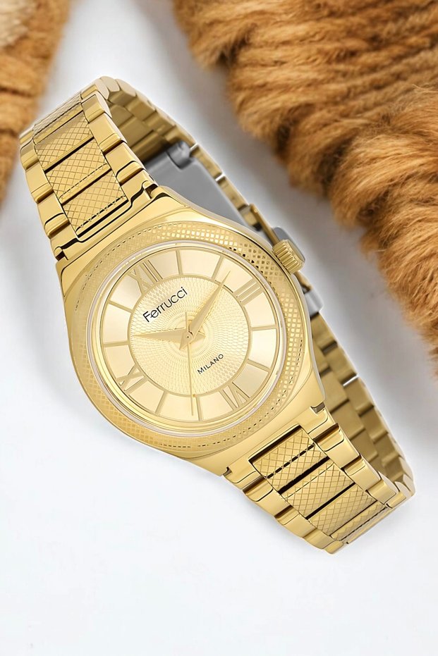 Steel Band Steel Case Women's Wristwatch, 3 Atm Waterproof Gold Zmfer171