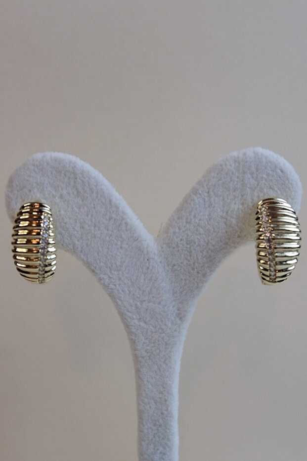 Xuping Gold Color Strip Detail Earrings