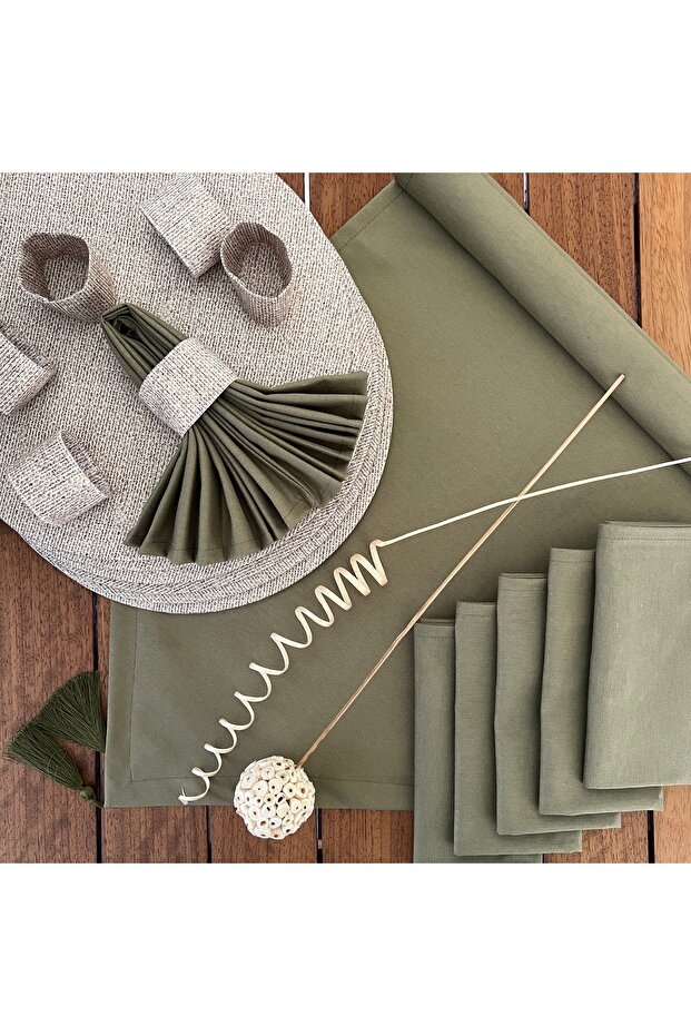Placemat, New Season, Jute Wicker Pattern, 6 Placemats, 6 Napkins, 6 Napkin Rings and Table Runner Cover