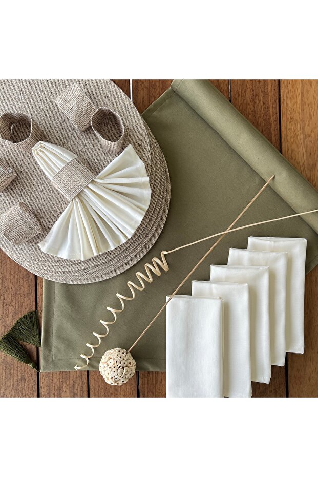 Placemat, New Season, Jute Wicker Pattern Set, 6 Placemats, 6 Napkins, 6 Napkin Rings and Table Runner Cover