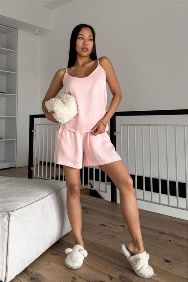 Düz Pudra Askılı Ve Şortlu Floş Saten Pijama Takımı - 5