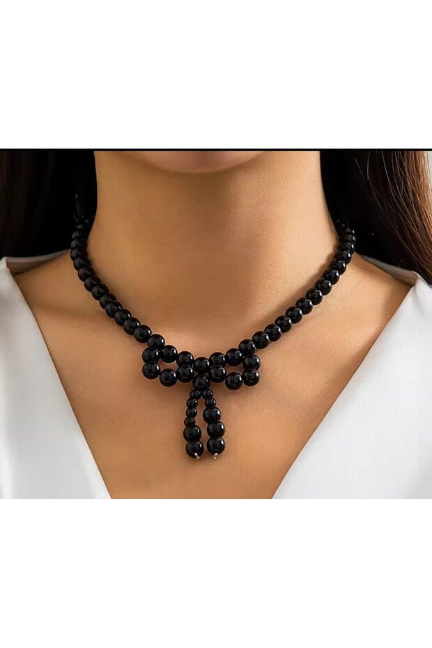 Women's Pearl and Phoenician Necklace to Complement Your Elegance