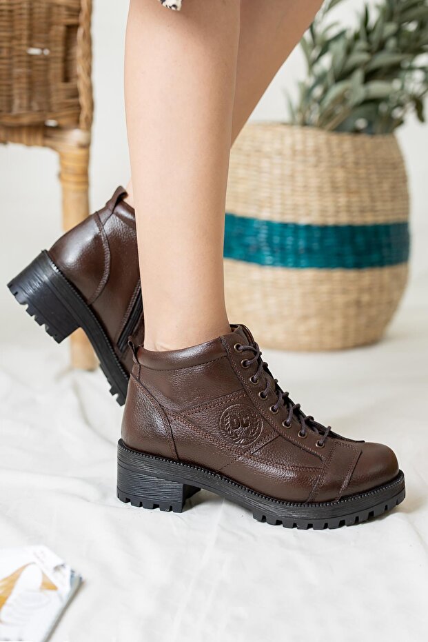 Hakiki Deri Fermuarlı Günlük Bağcıklı Kısa Kadın Bot / Bootie - 1