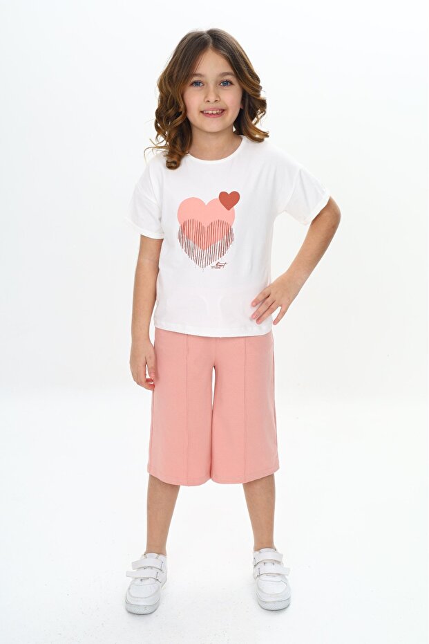 Girl's Garni Heart Printed Capri Suit