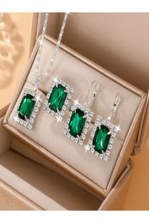 4'lü Gümüş Kaplama Kolye Küpe Yüzük Yeşil Taşlı Kare Set * Baget Model * - 4