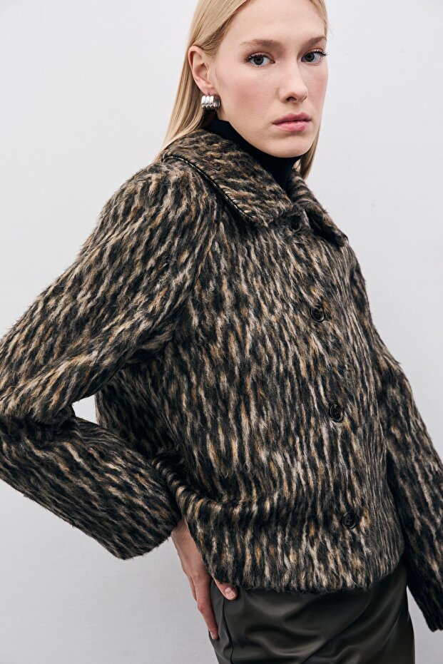 سترة قصيرة بنمط الفهد - 3