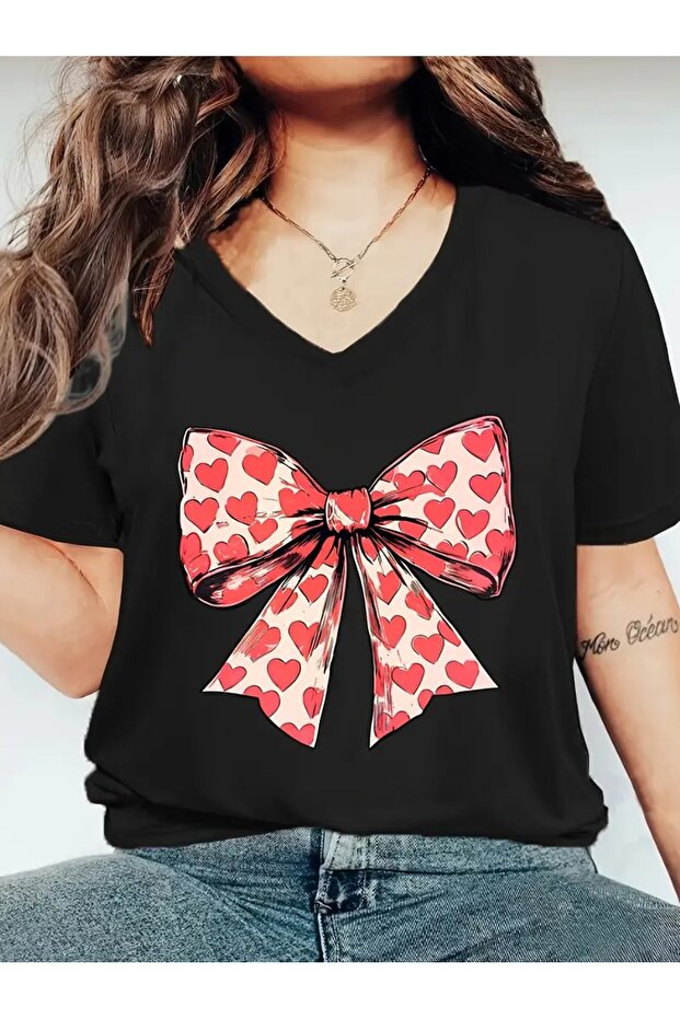 Women's V-Neck Black T-Shirt Printed Oversized Casual