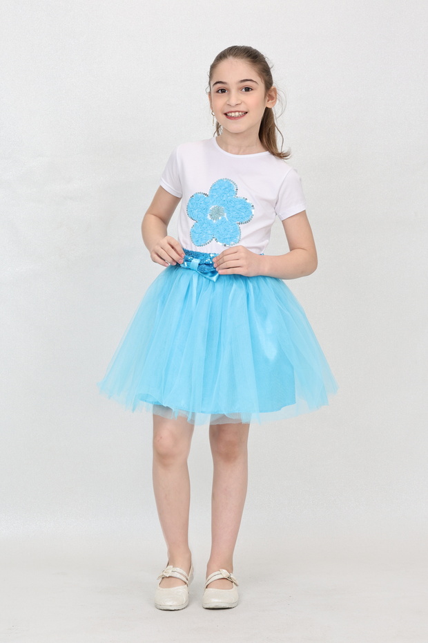 Girl's Floral Print T-Shirt Bow Detail Blue Skirt Suit April 23, October 29 Show Outfit