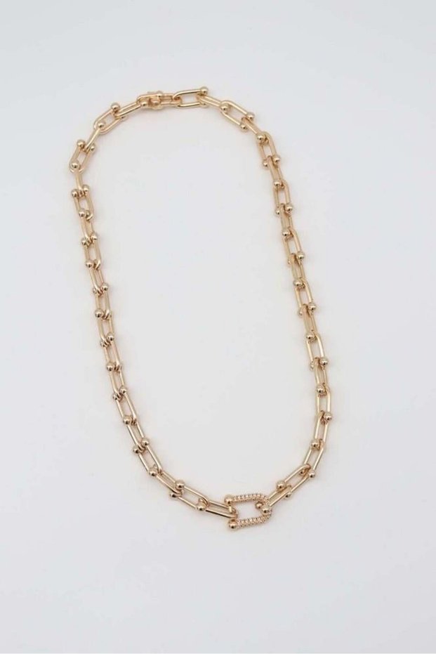 Model Necklace