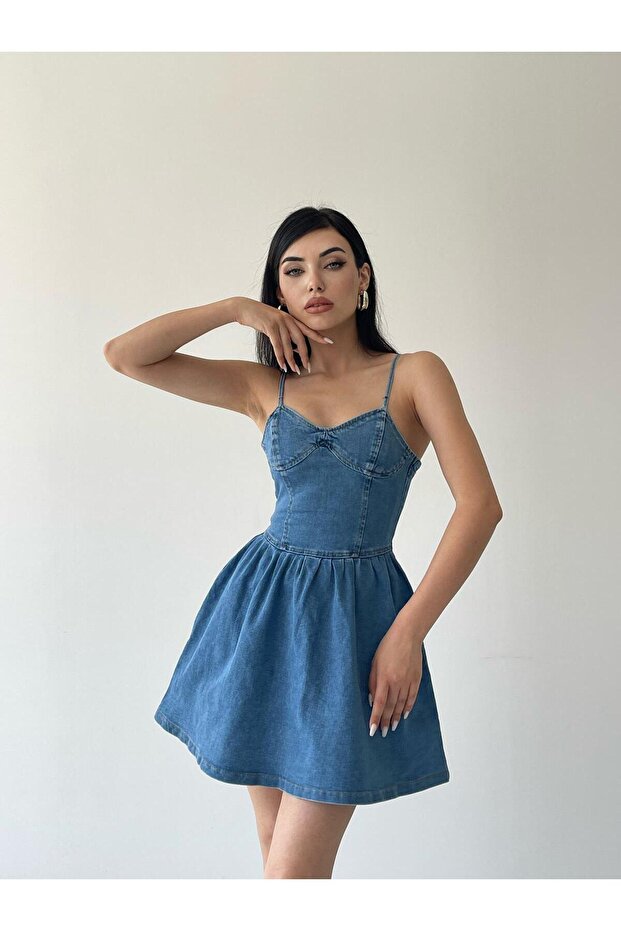 ASKILI MİNİ DENİM ELBİSE - 4