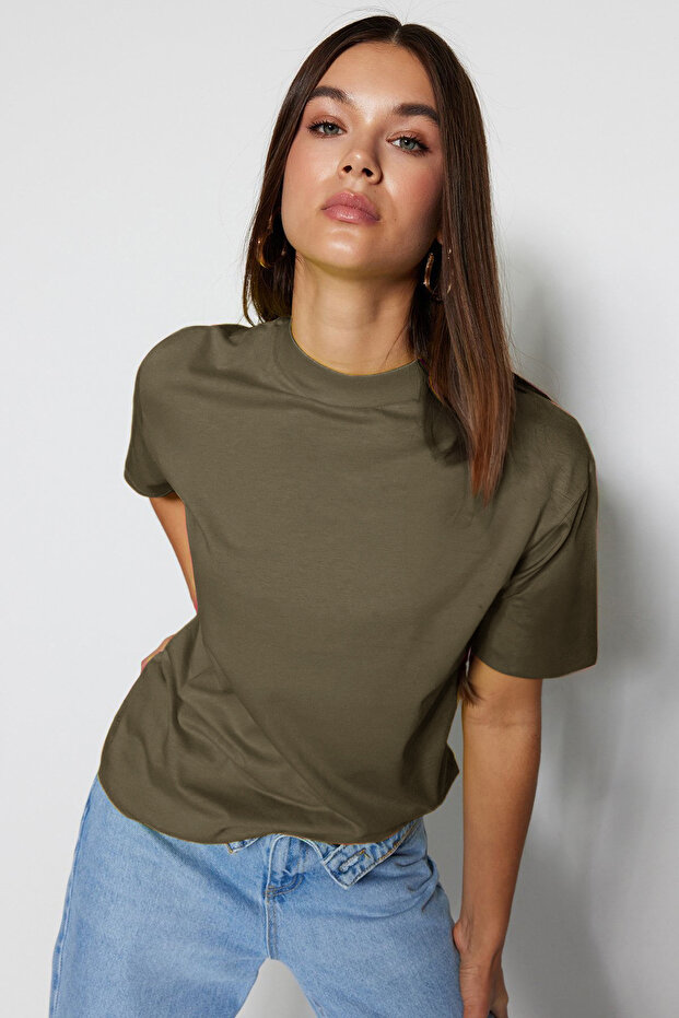 Koyu Haki %100 Pamuk Basic Regular/Normal Kalıp Dik Yaka Örme T-Shirt TWOAW20TS0096 - 1