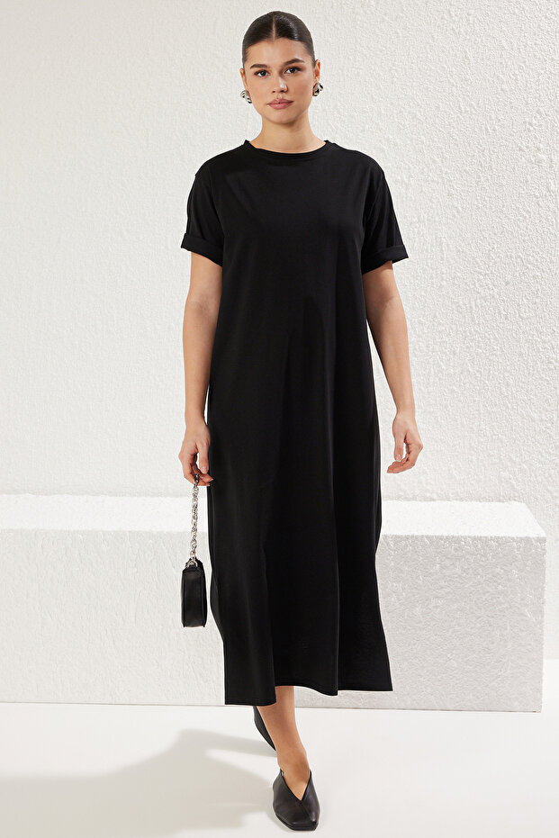 Siyah %100 Pamuklu Bisiklet Yaka Kısa Kol Midi Örme T-shirt Elbise TWOSS25EL00465 - 1