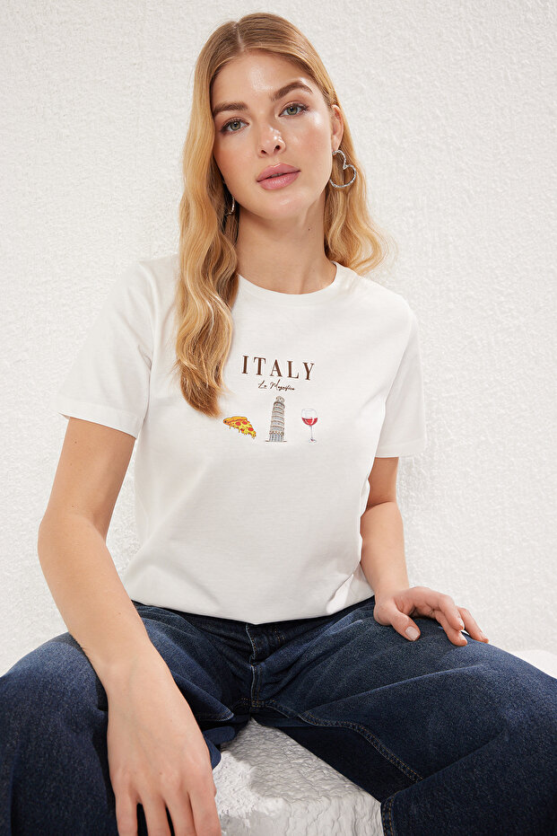 Ekru %100 Pamuk Regular/Normal Kalıp Slogan Baskılı  Örme T-Shirt TWOSS25TS00047 - 1