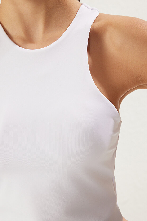 Beyaz 2 Katlı İçi Pedli Spor Sütyenli Halter Yaka Örme Üst/Bluz THMSS25BZ00005 - 4