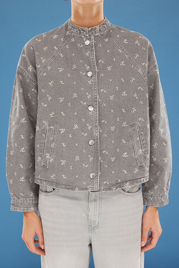 Gri Çiçek Desenli Oversize Denim Bomber Ceket TWOSS25CE00042 - 3