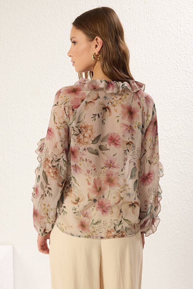Çok Renkli Boho Şifon Transparan Çiçekli Fırfırlı Dokuma Gömlek TWOSS25GO00063 - 5