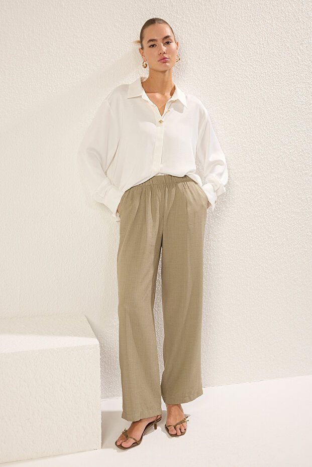 Haki Keten Görünümlü Wide Leg/Geniş Paça Dokuma Pantolon TWOSS25PL00084 - 1