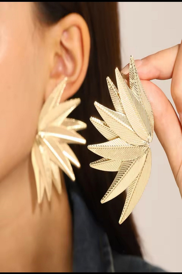 Women's Earrings Imported Special Series Small Multi-Leaf Model Non-Tarnish Earrings