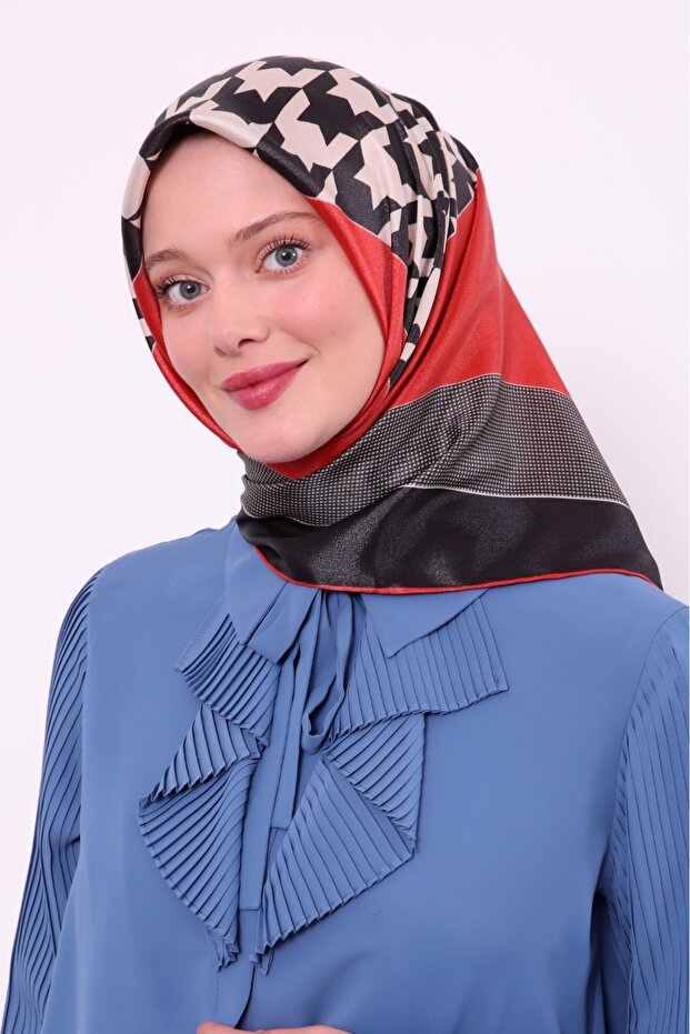 وشاح كريستالي لامع بنمط المخل