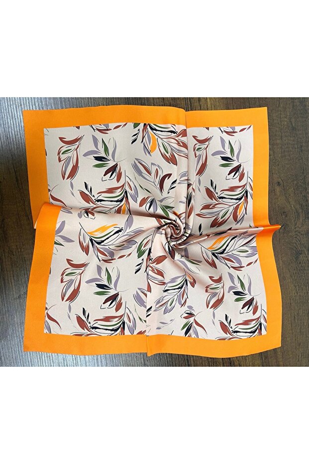 Desenli Fular Estacraft - 2