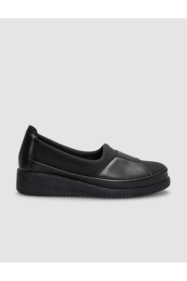 Black Stone Detailed Women's Comfort Shoes
